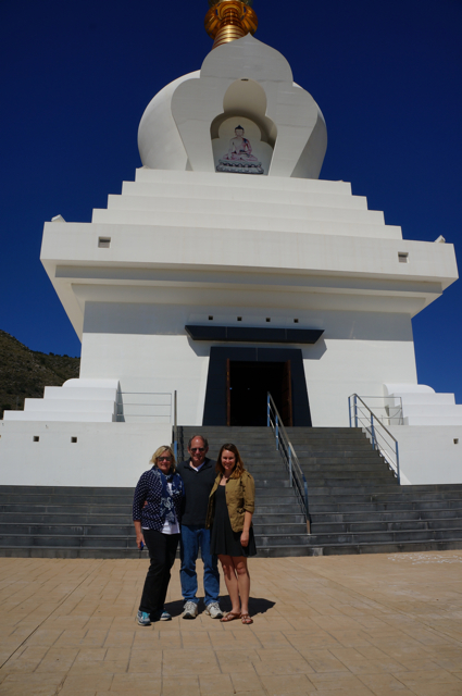 One of the top 10 things to see on an Andalucía Road Trip is the Buddhist stuppa.