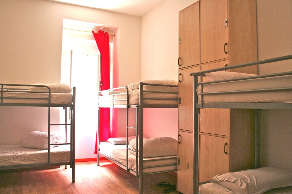 Dorm Rooms - Villa Saint Exupery Hostels in Nice