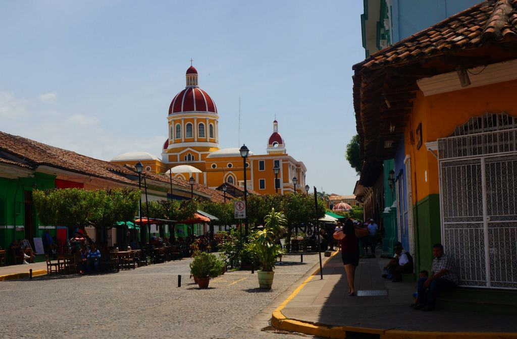 Granada Nicaragua in photos main street