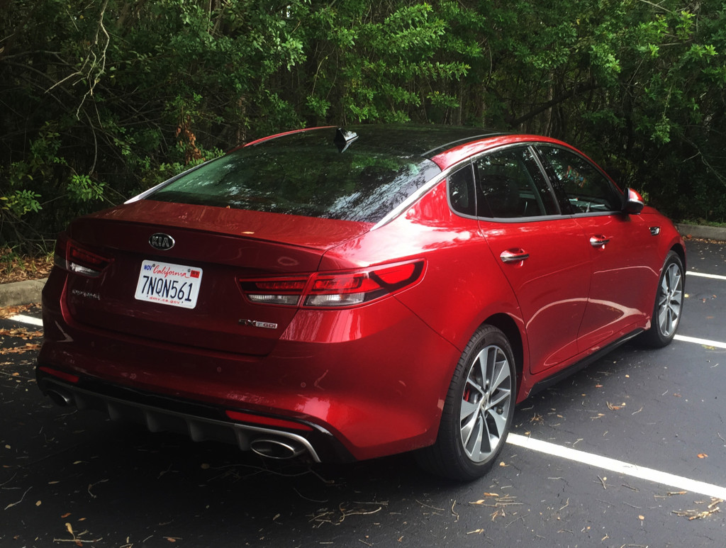 kia optima rear