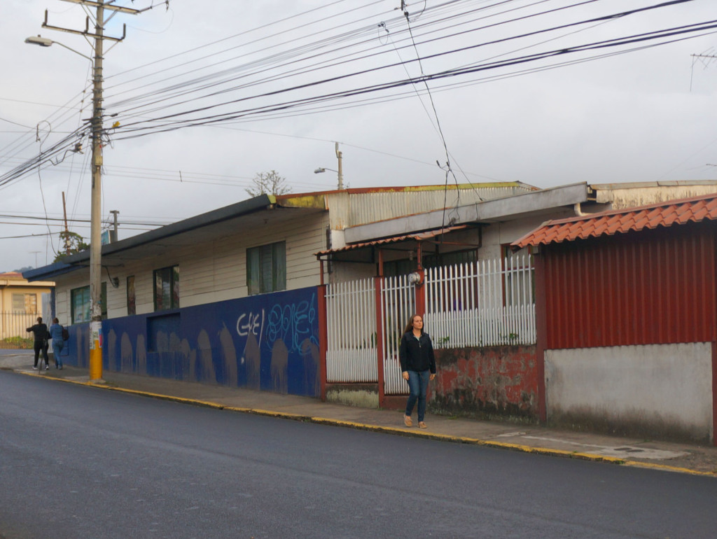 my life in costa rica as an expat- streets of tres rios