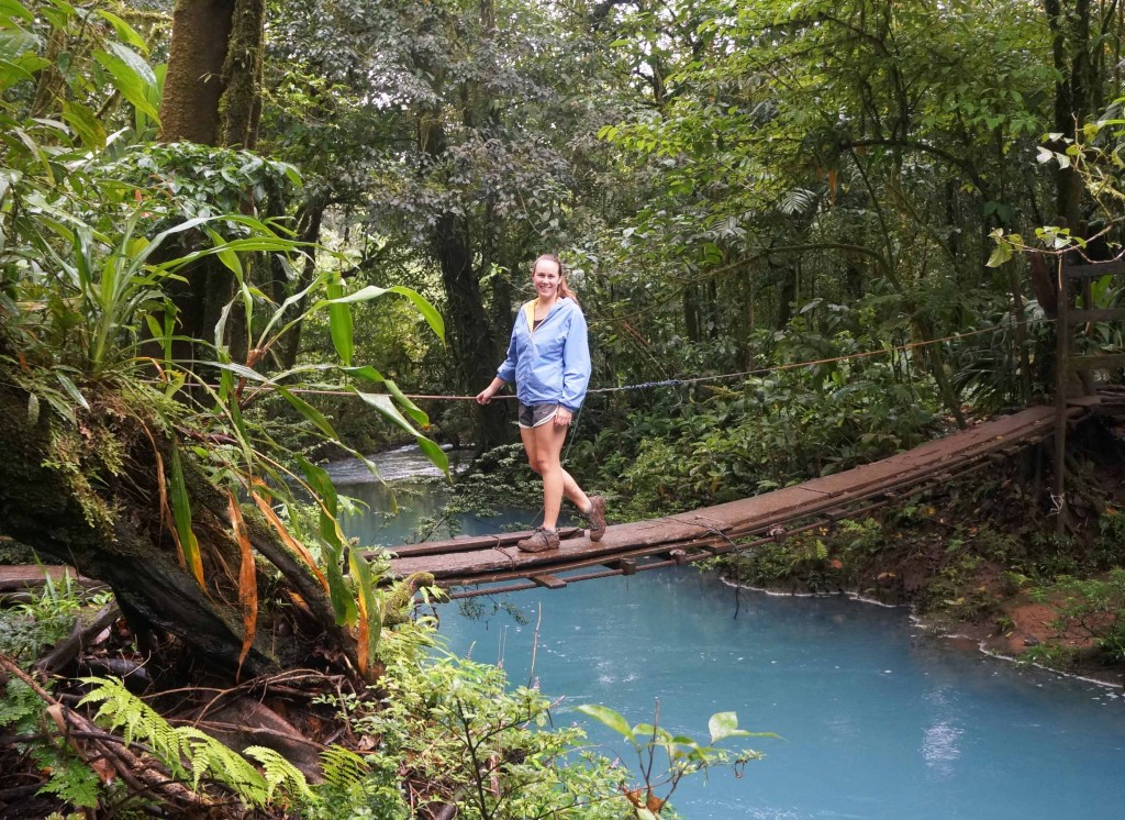 things to know before visiting rio celeste national park- hanging bridges